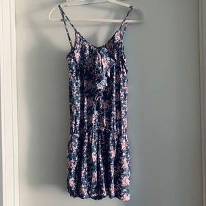 NWT Printed Floral Romper Size M